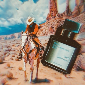 میسون فرانسیس کورکجان عود ولوت مود اکستریتMaison Francis Kurkdjian Oud Velvet Mood